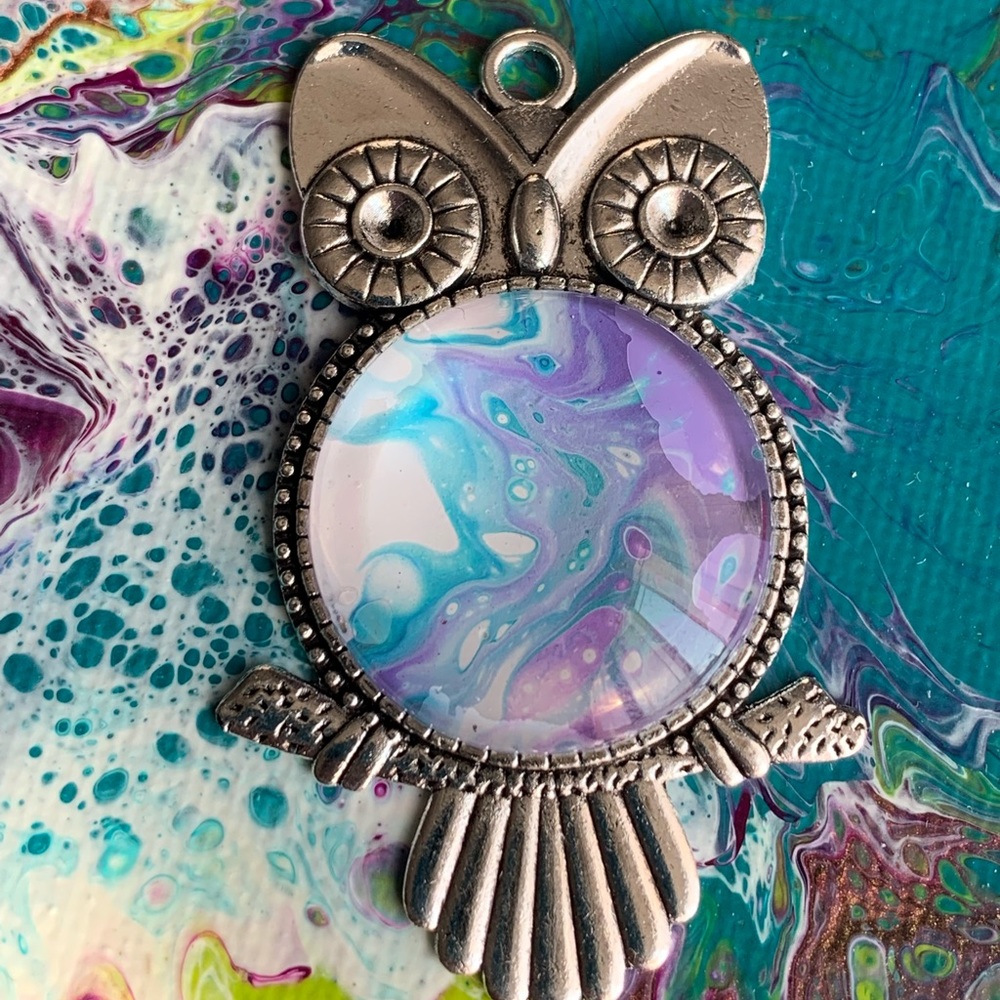 🎨Acrylic Fluid Art Necklace Owl